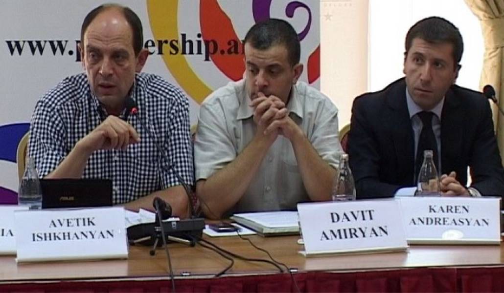 ef44abe9910c3a25ad59d01992d8fe33