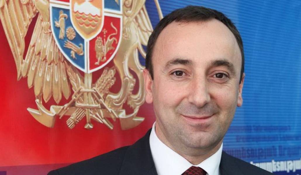 97c6046f37b3b64e4dee97bee981476f