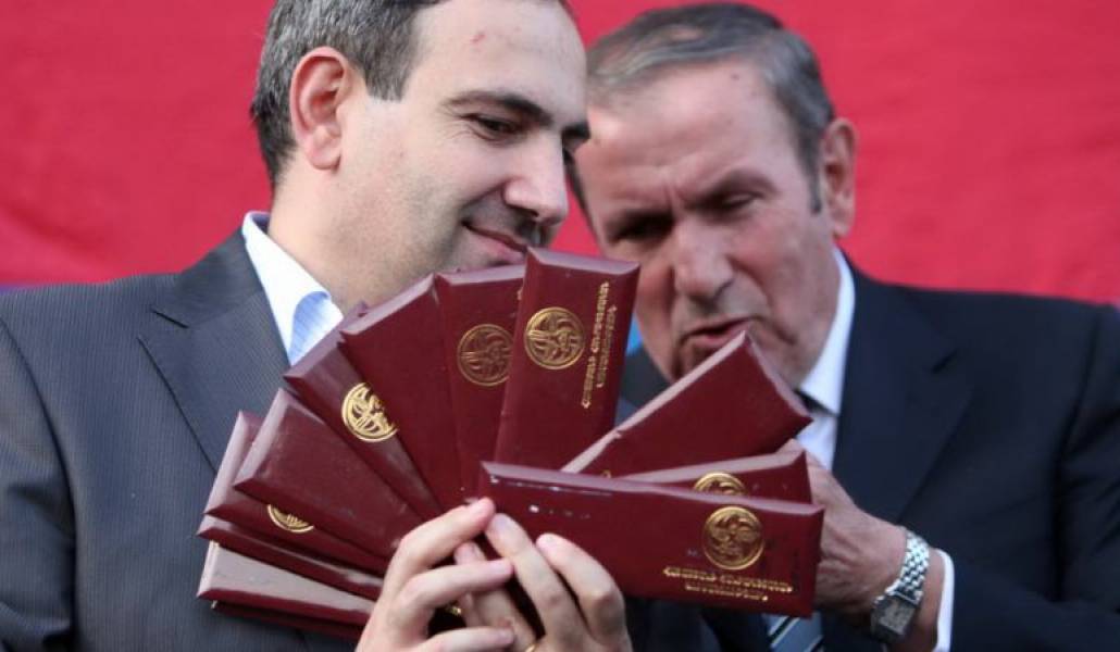 2c807e9da211f9f593d2eb3bcb9da67a