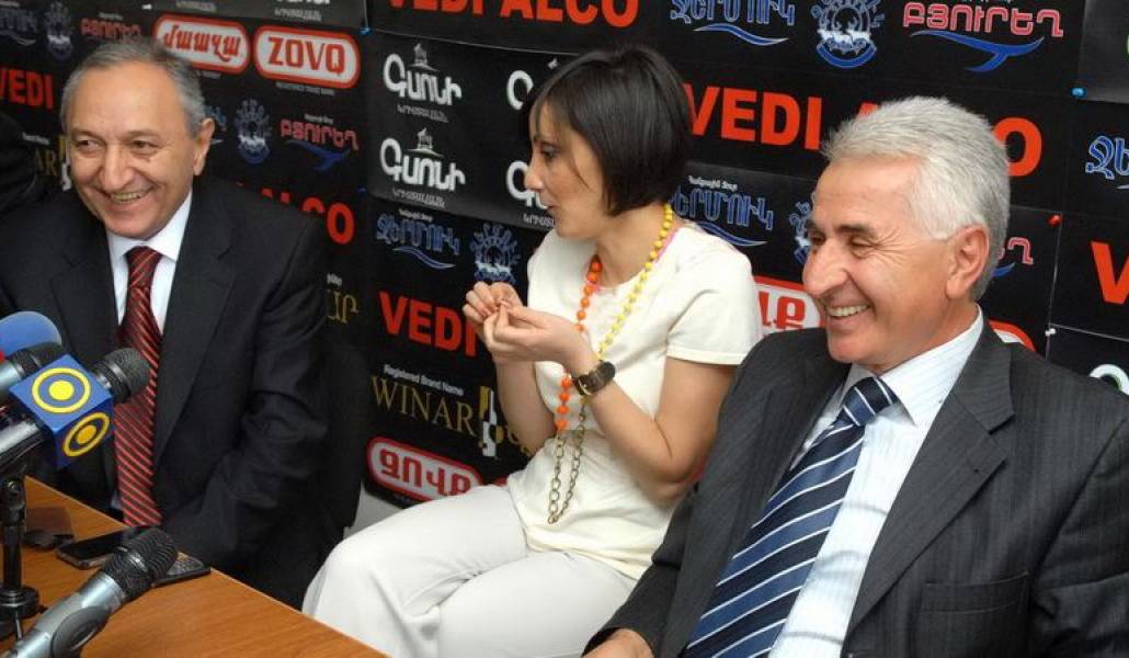 b619119e9caca45512f25c52b3d88919