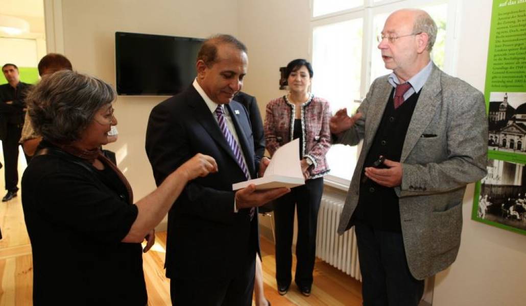 66750df43572ed18f4da6b8232fcaf55