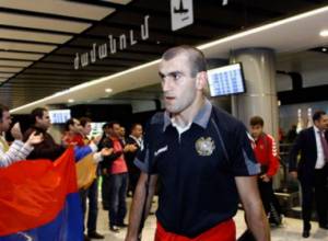 Armenia sustains crushing defeat with red card and own goal