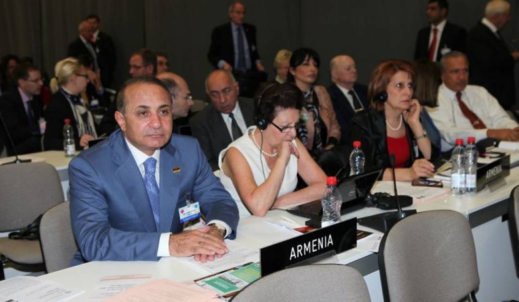 5745519a9aeea9470139e9cec6d2cca0