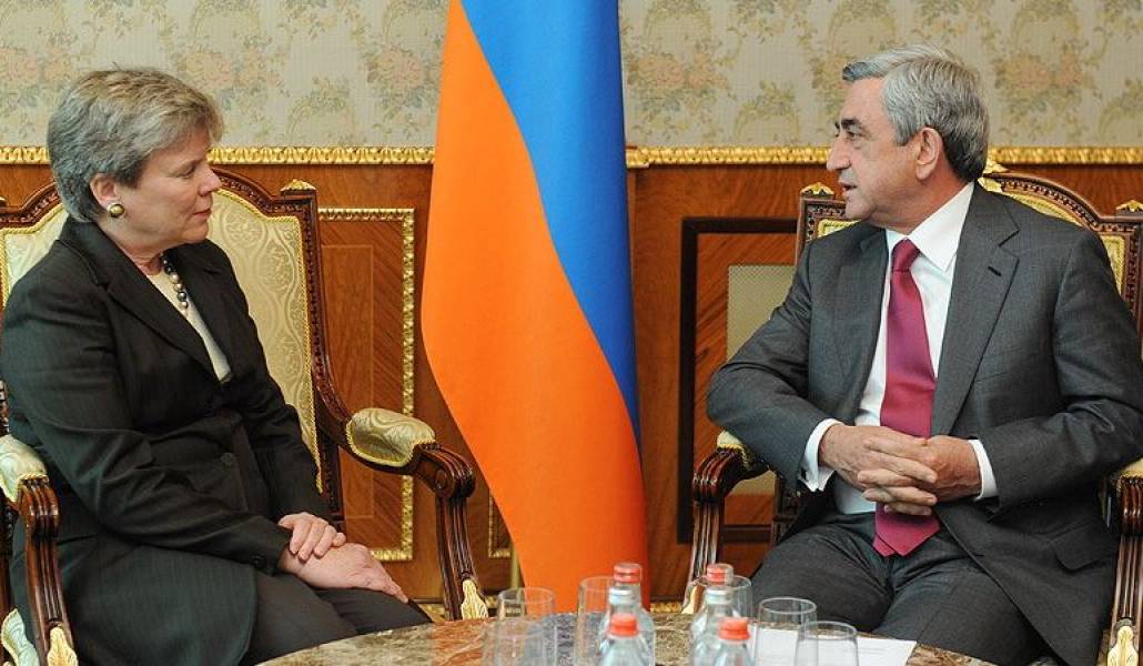 ef60b3ed684b5ff83abbe03f7e2f669b