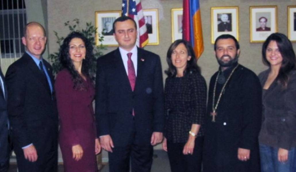 b657a0fe8282525c6498bfd363a5108f