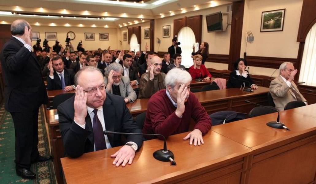 5ad2d407d02e4a2bc4d31d6e05effba7