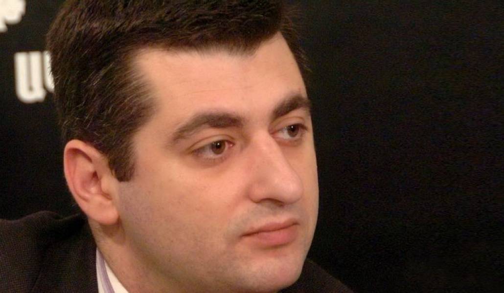 b470680b837425fbaa079e1ea0ff9108