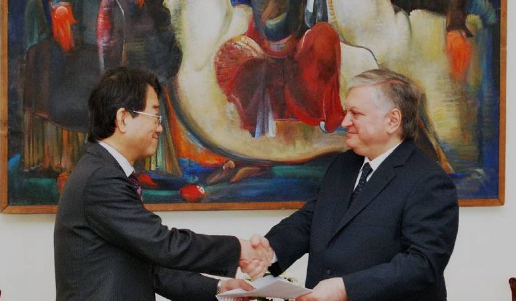 069080a3dae79506eb406d38d8aa57cf