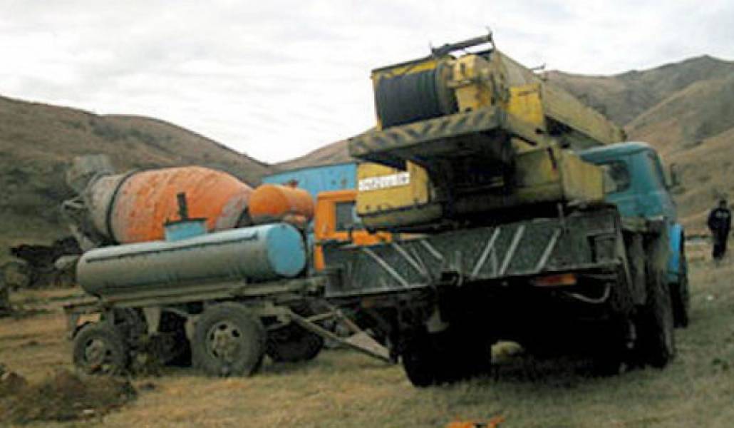 7567bff51b25a8863677f7c1e8198ca4