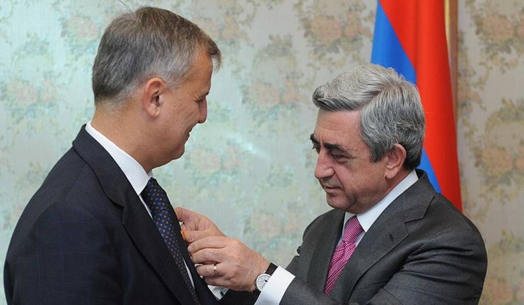 bcd4447e67195a4edc2d47a2f4e47972