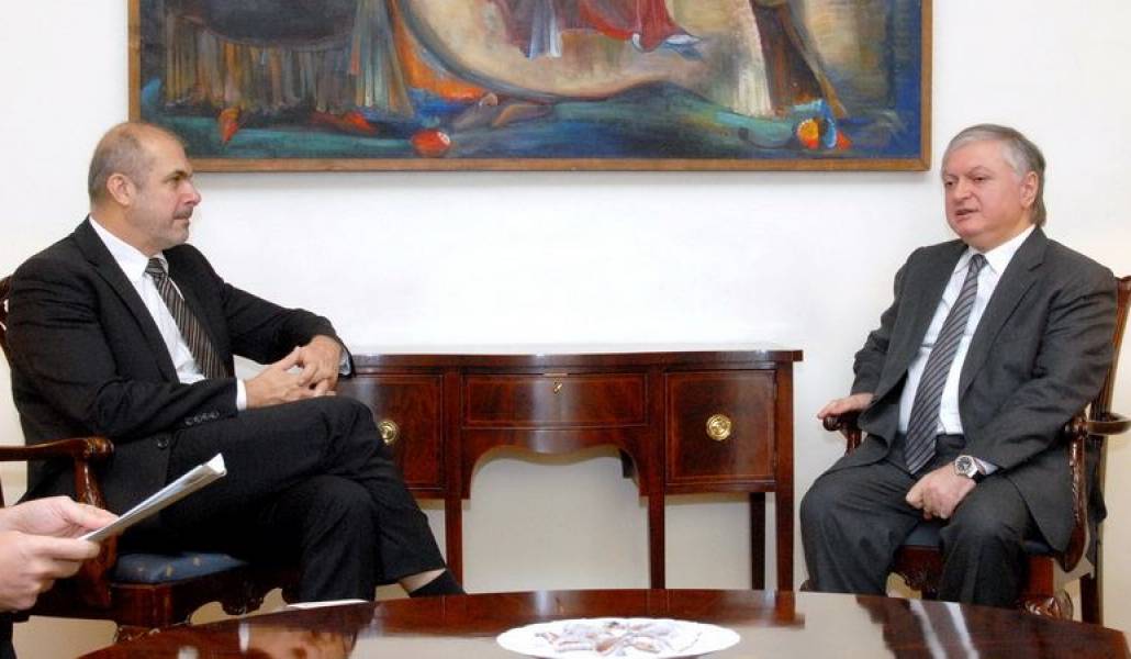 3b309bc940e082a748c8fd3e89b94367