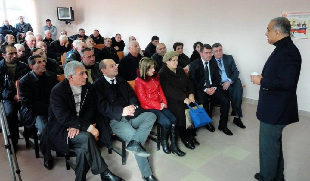 13c87cab80889405a8ca9c9c3aeaa2c8