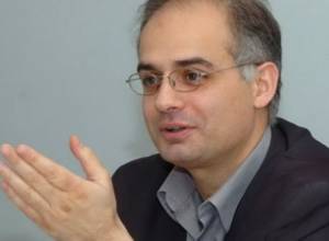 Levon Zurabyan comments on Aram Sargsyan