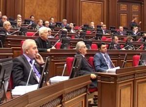 Anahit Bakhshyan again counts MPs