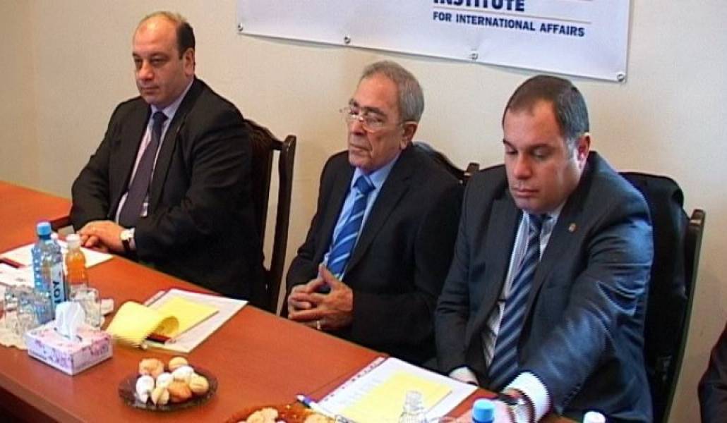 cf389d6c7bde1a89b1a3c866eef7d7a0