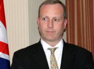 NSC Secretary receives Charles Lonsdale