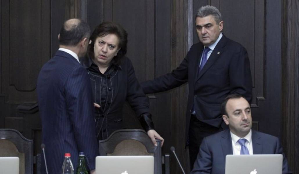 7a02c7957fa2e9b5081c1ef33e9056a8