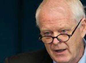 Hammarberg answers Armenian delegates’ questions