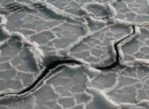 Black Sea freezes