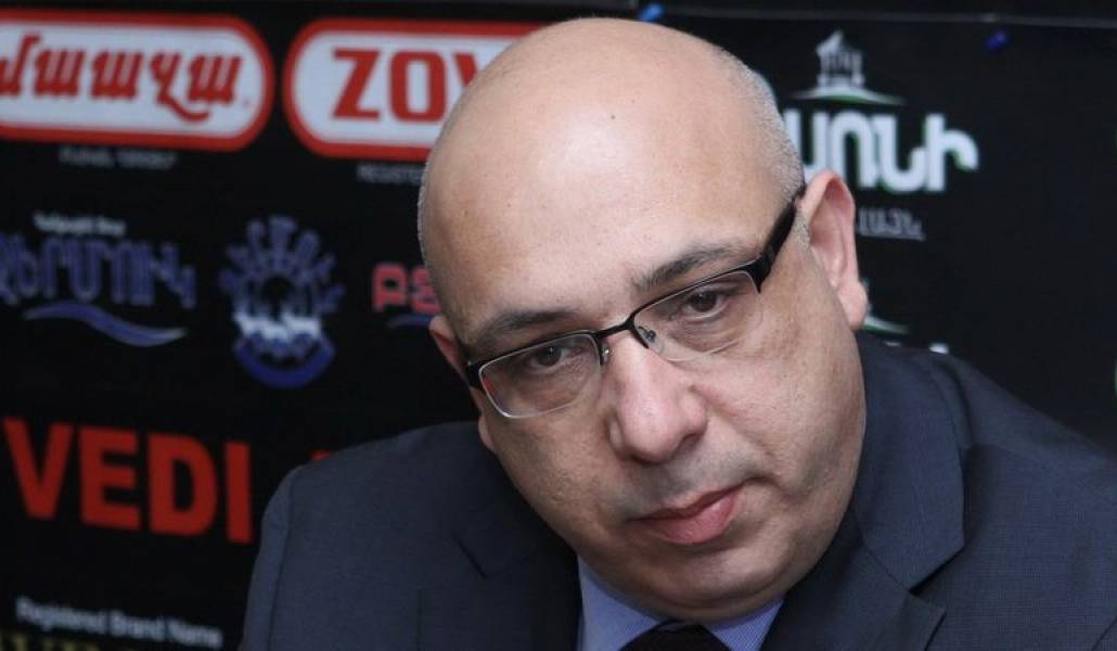 0702f4ee4e02b742bc827a99f4e78906