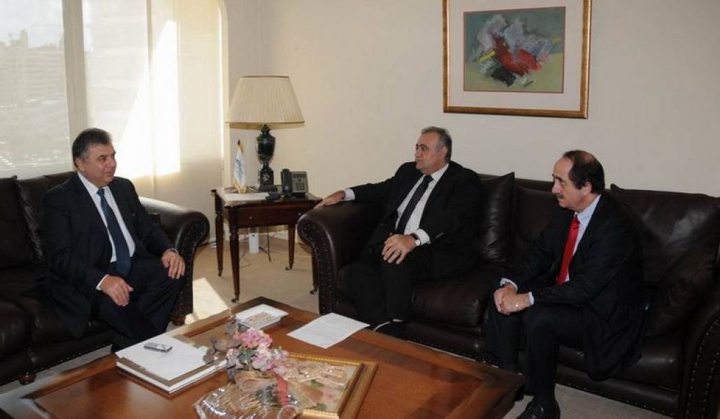 83487824188fcb15f7571bfe0ce5b0b5