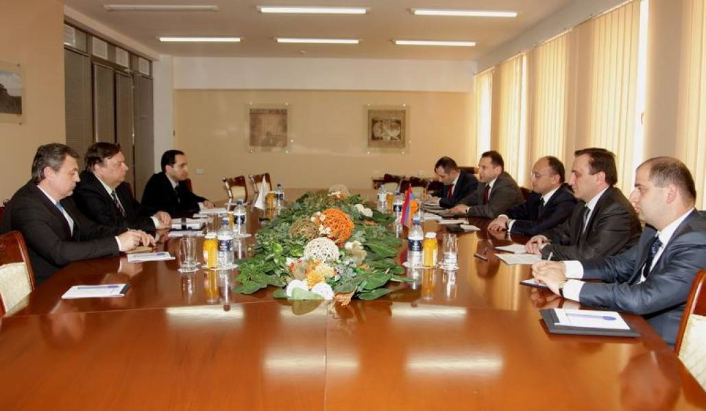 0a1481103971071812b2822c73a1f161