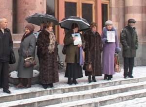 Mothers to march toward presidential residence