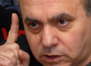 Bagratyan to help even the HHK