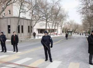 Bomb blast near Turkish PM's office