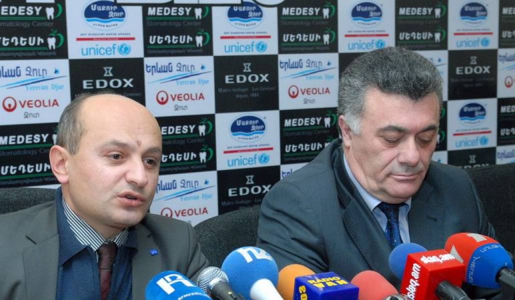 a81970470511e1e2c1b3734d16c14c63