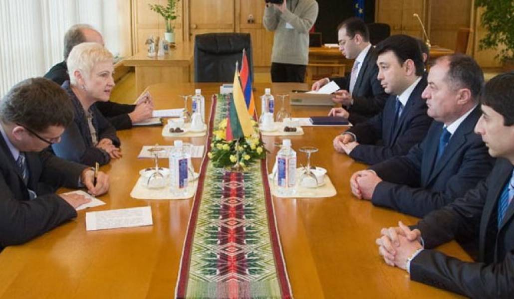 1a5738508b44bcd6c4205d4f693bd193