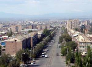 Ter-Petrosyan to run through majoritarian order