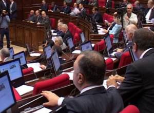 National Assembly adopts controversial law on emergency situation