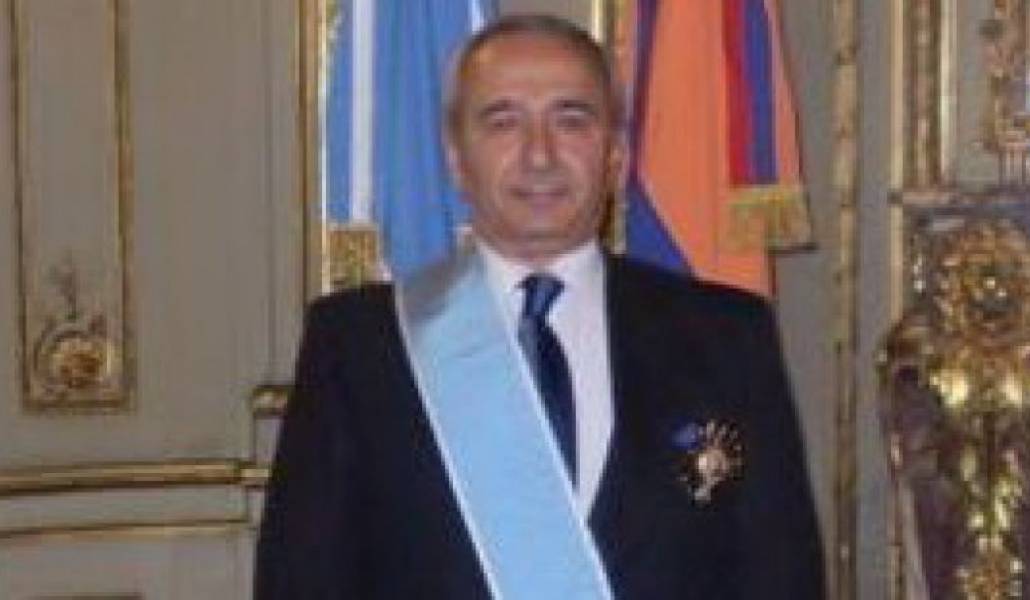 d27fc94be29458a199043e45d755242d