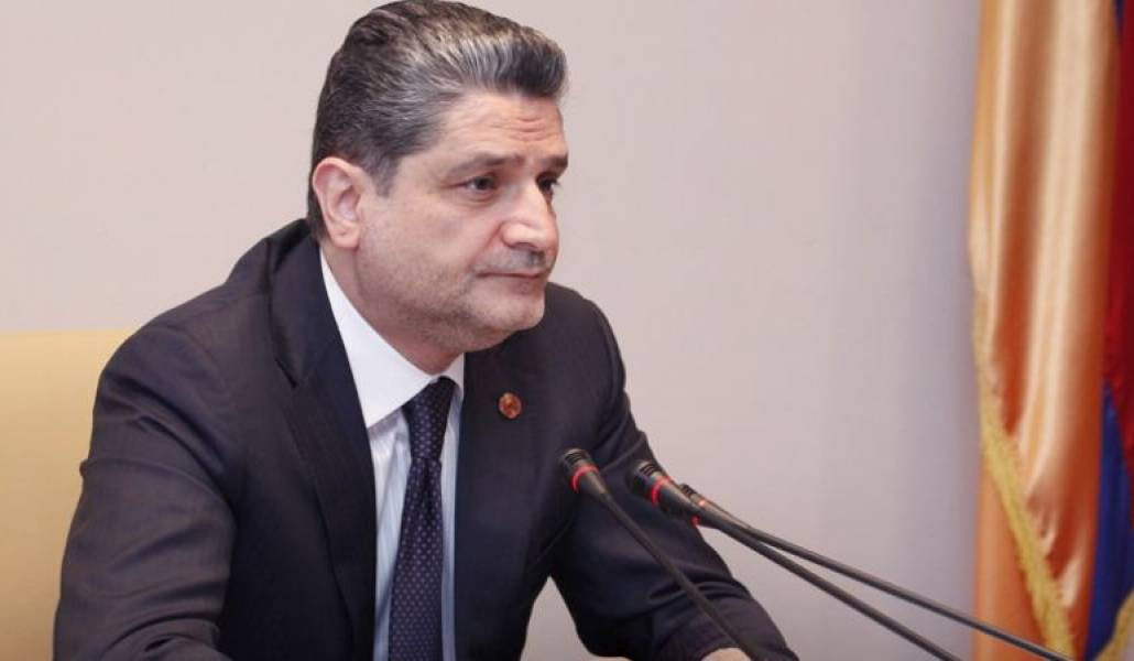 b5dd271bc4229a5716765f7a07d0b977