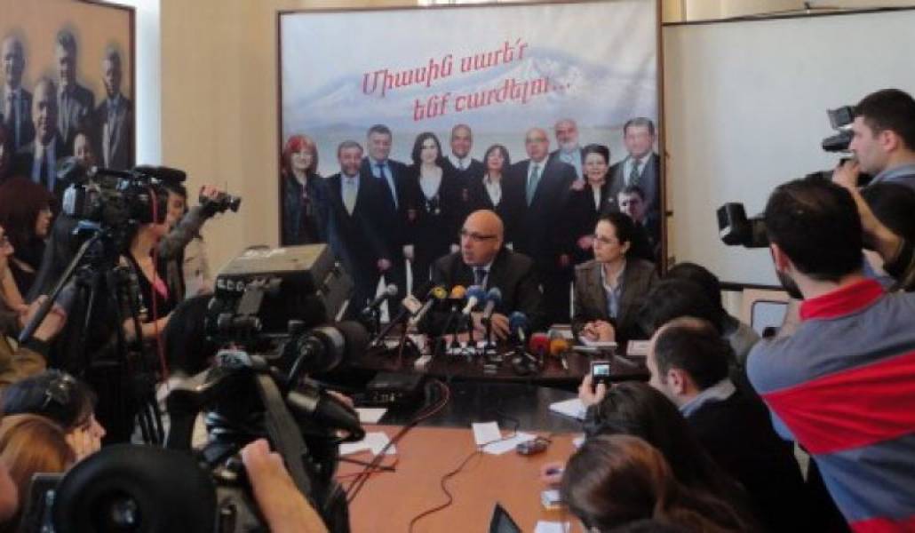 1d9cce582bfbcd2e1f644e5f3a198e91