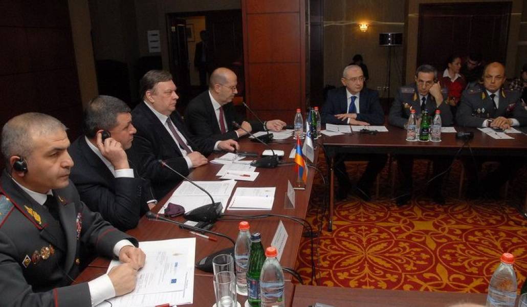 304761f901a4653d59c22bc2f1653623