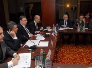 Police pledge not to attention to 'blood ties’