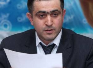 To sue Hmayak Hovhannisyan