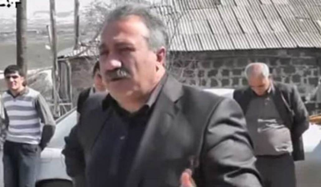 0ca3d931c3b0741f21d4a98d3ed2fe14