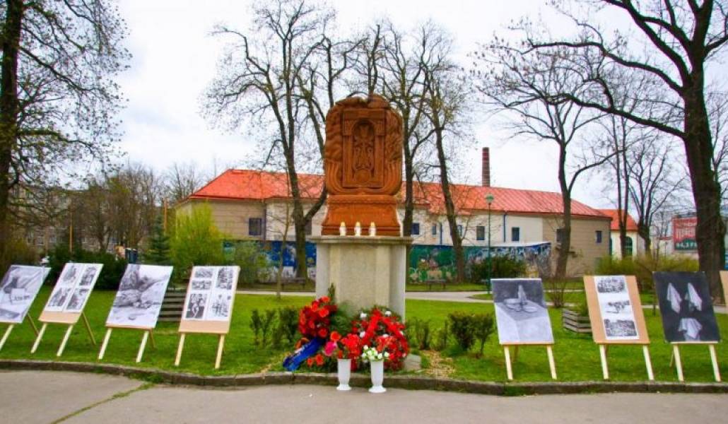 85a558e47f8bd687b14ebeda579c0caa