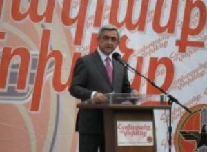 Back on campaign trail: HHK visits Kotayk