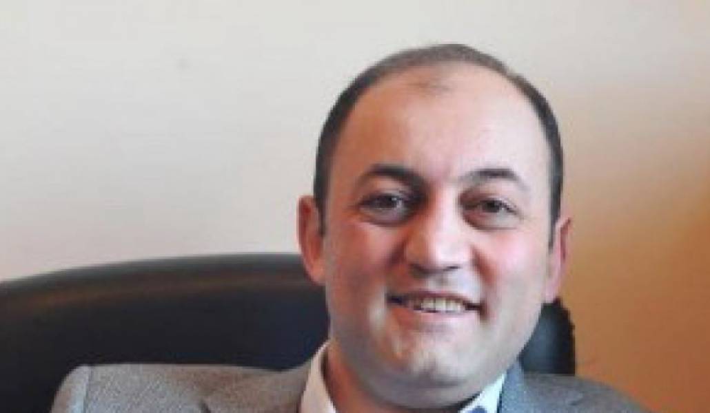 f611b1997daa2bb3f89e5a42c5947e5f