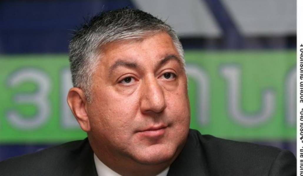 f1486a2a7b3e50cde2b9ee4653a819b8