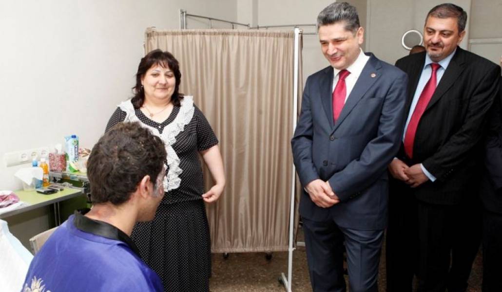 9dfacbf0cd99d1109ee4ee332ce00bc6