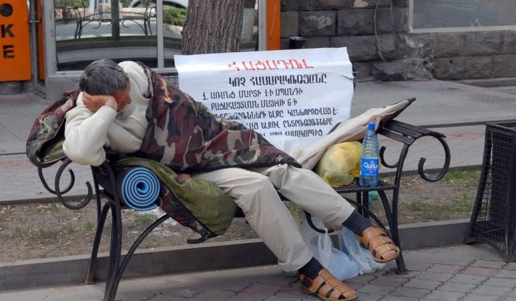 6ac18c2ad01b1b57a9b4571420c120c4