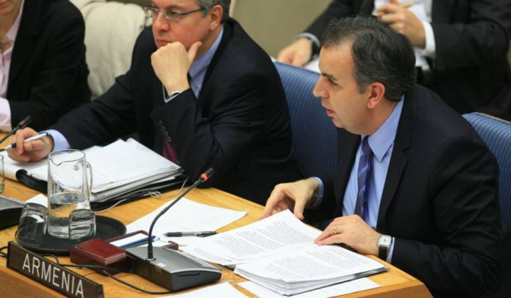 bfc65b24064cee041c73b6e582f04382