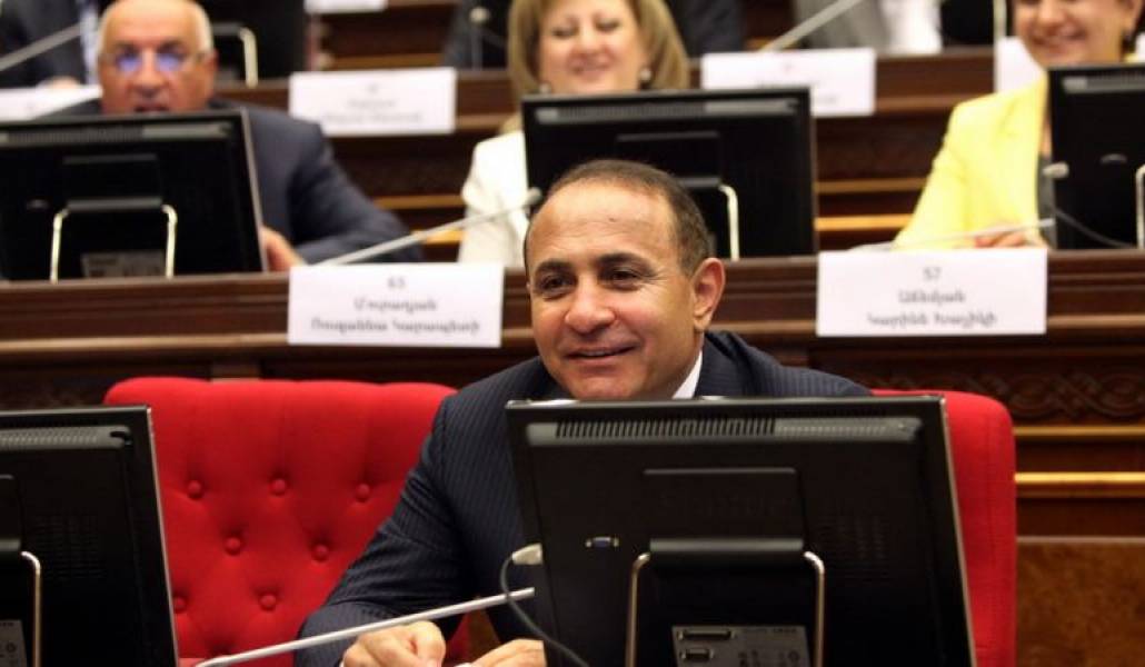 b9cad003300685dc8e716237c63bace6