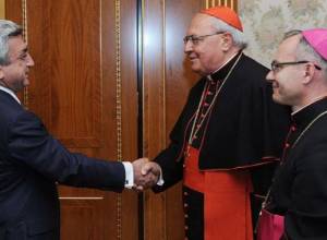 Sargsyan conveyed greetings to Pope of Rome