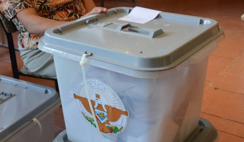 abd4400c1448cc549bce125c5ee000de